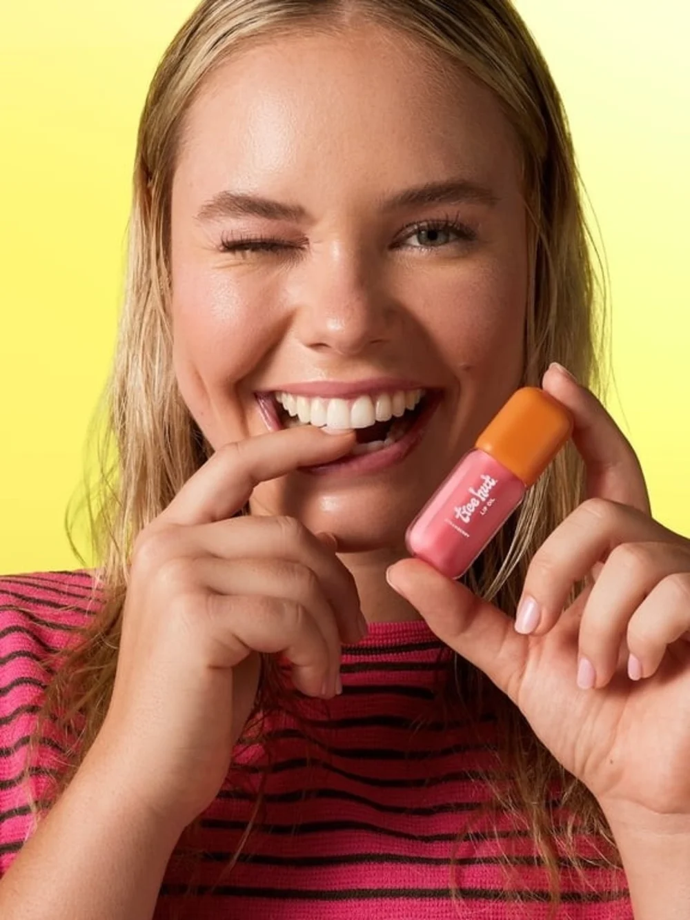 BNIB Tree Hut Hydrating Lip Oil,  0.16 fl oz 🍓